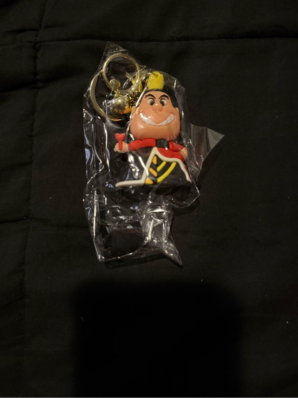 🌟Pick Any 3/$14 Sale Queen Of Hearts Keychain - Picture 3 of 6
